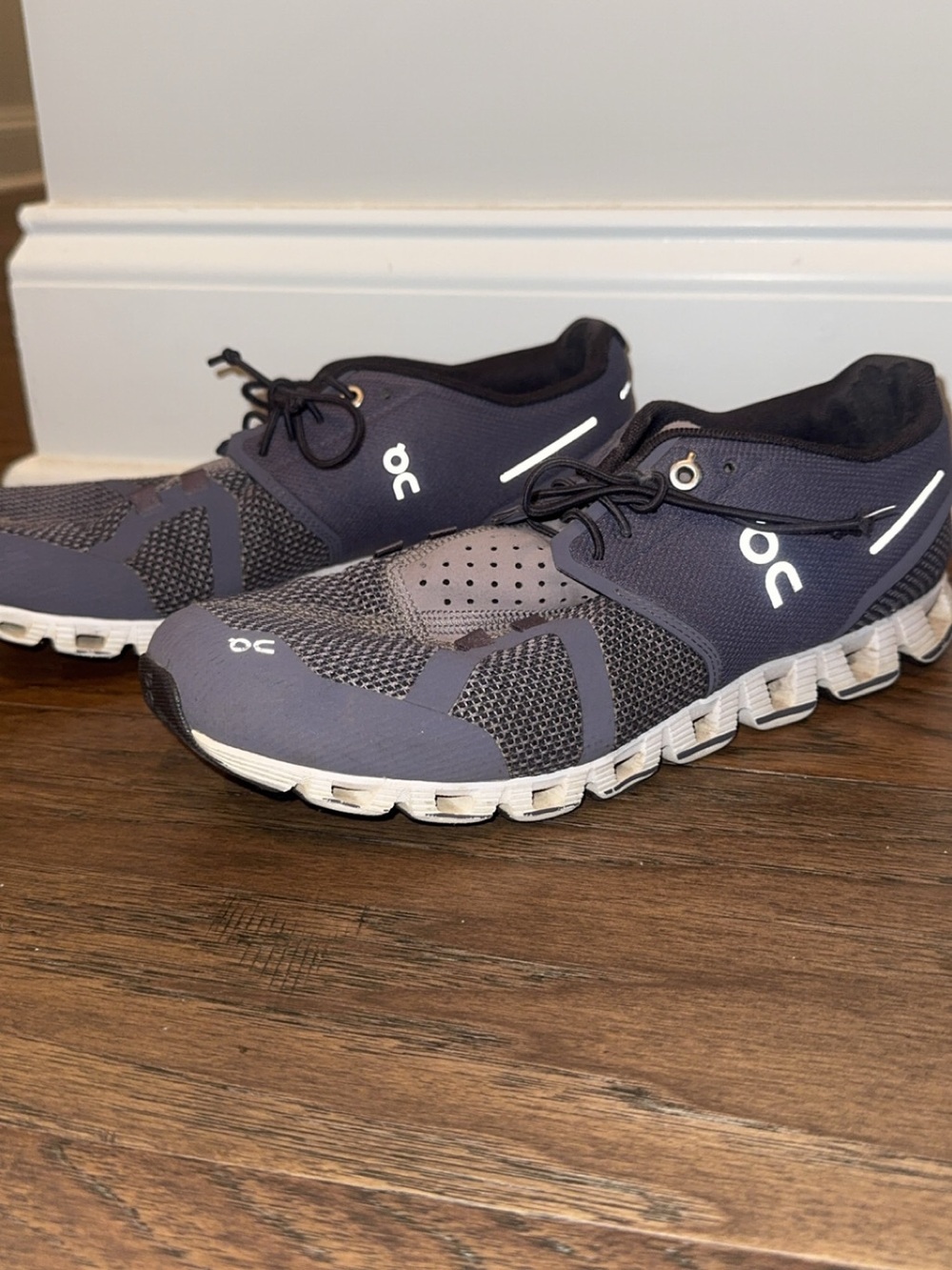 On Cloud Women's Running Sneakers — Purple and Gray - Picture 3 of 6